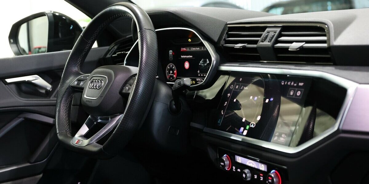 Audi Q3 40 TDI QUATTRO S-LINE SPORT BLACK MATRIX-LED 172.000 km 27.444 &euro; Hamm 59077