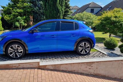 Peugeot 208 41.000 km 13.900 &euro; Rostock 18069