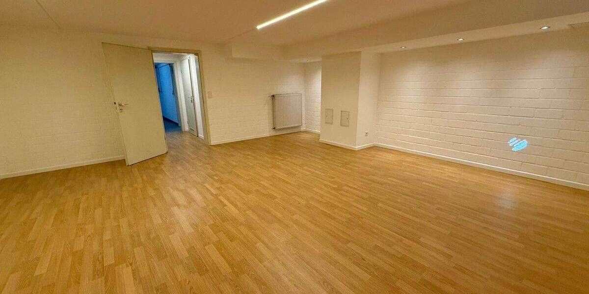 Doppelhaushälfte Düsseldorf Kaiserswerth - 8 Zimmer, 213 m&sup2;, 1.570.000&euro; | Angebot:25728281