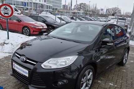 Ford Focus 125.686 km 6.389 &euro; Wolfsburg 38446