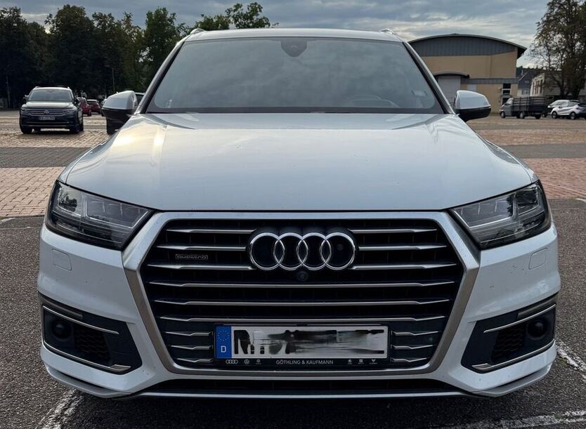 Q7