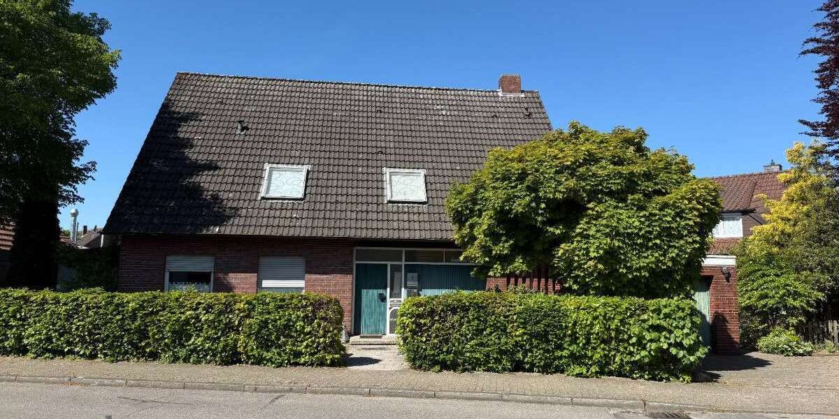 Einfamilienhaus Zetel - 6 Zimmer, 211 m&sup2;, 379.000&euro; | Angebot:25998618