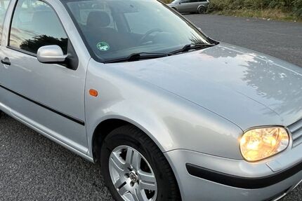 VW Golf 139.480 km 2.600 &euro; Calden 34379