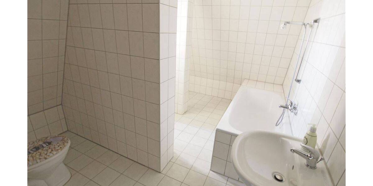 Etagenwohnung Frankenberg - 2 Zimmer, 81 m&sup2;, 399&euro; | Angebot:25821056