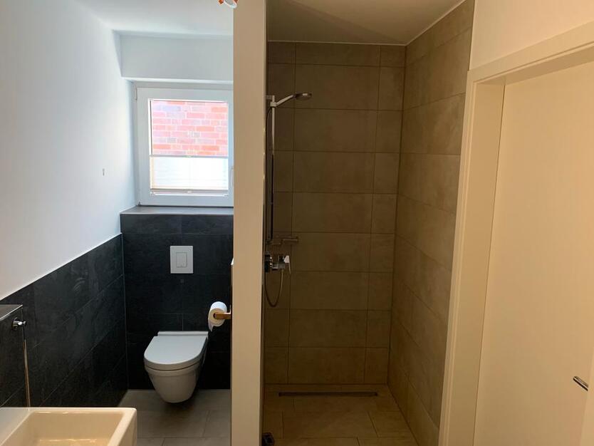 2,5 Zimmer Wohnung,BalkonLoggia,Aufzug,Einbauküche