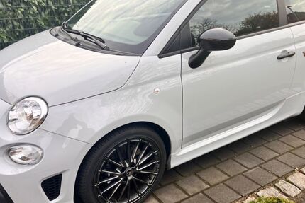 Abarth 695C 8.794 km 28.712 &euro; Bremen 28213