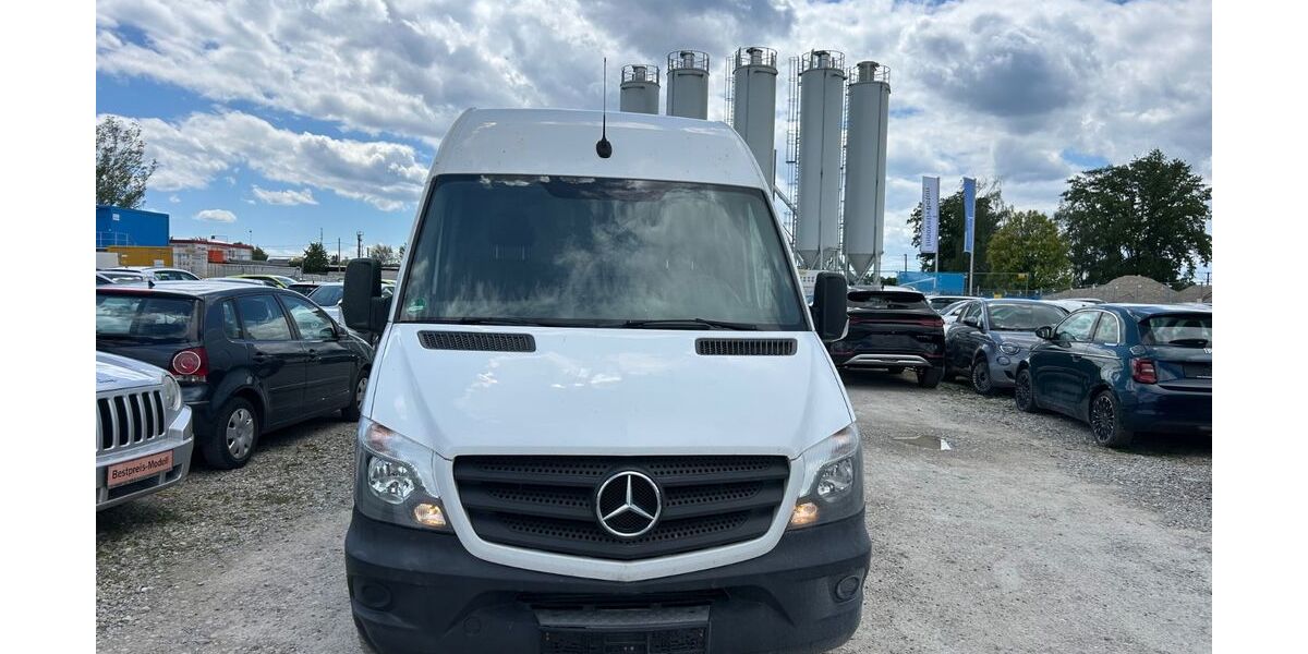 Mercedes-Benz Sprinter 366.000 km 7.900 &euro; München 81829
