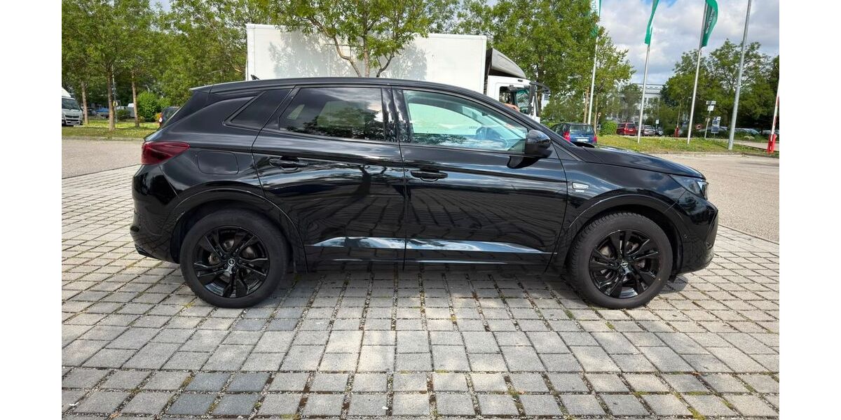 Opel Grandland (X) 85.000 km 19.800 &euro; Karlsfeld 85757