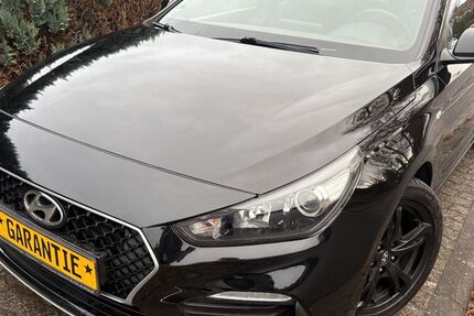 Hyundai i30 30.000 km 17.990 &euro; Buseck / Oppenrod 35418