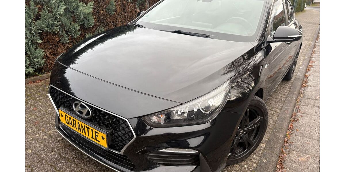 Hyundai i30 30.000 km 17.990 &euro; Buseck / Oppenrod 35418