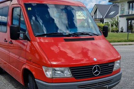 Mercedes-Benz Sprinter 98.000 km 16.500 &euro; Rostock 18147