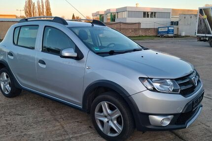 Dacia Sandero 166.510 km 4.499 &euro; Halle 06116