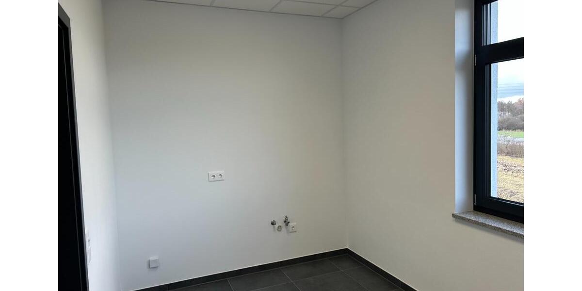 Gewerbeobjekt Cham - 1.450&euro; | Angebot:25223535