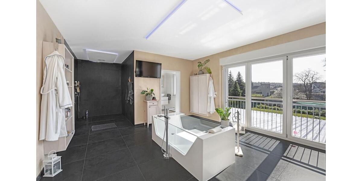 Einfamilienhaus Möckern - 5 Zimmer, 360 m&sup2;, 999.999&euro; | Angebot:25870622