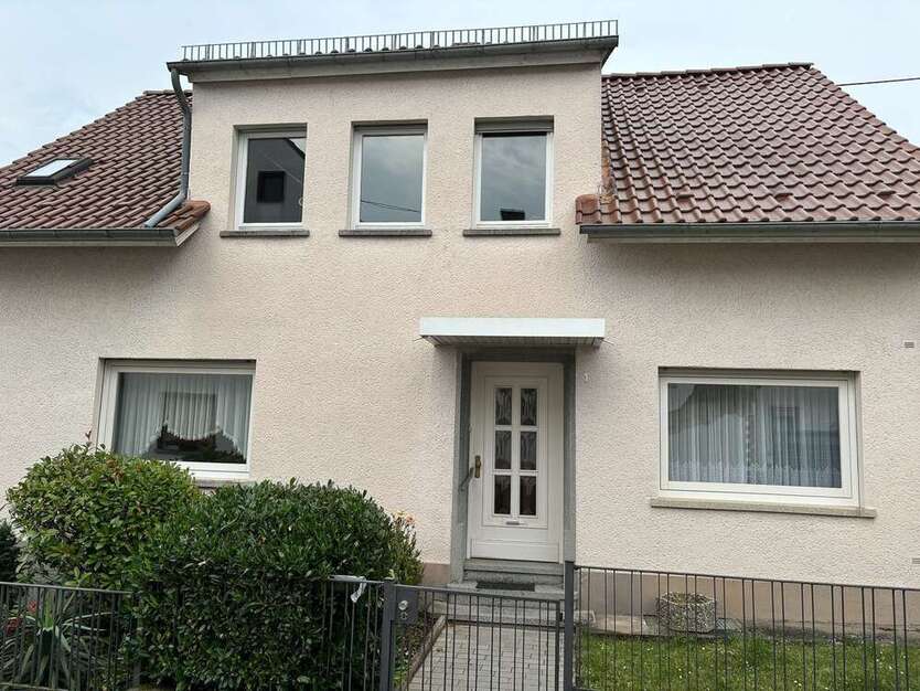 Haus zum Kaufen in Hüffelsheim 298.000 € 123 m²