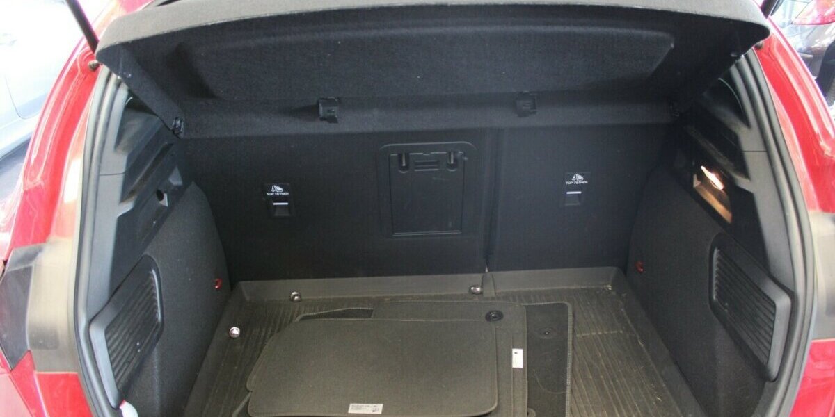 Ford Focus 1.0 EcoBoost Hybrid ACTIVE X 54.860 km 14.980 &euro; Euskirchen 53881