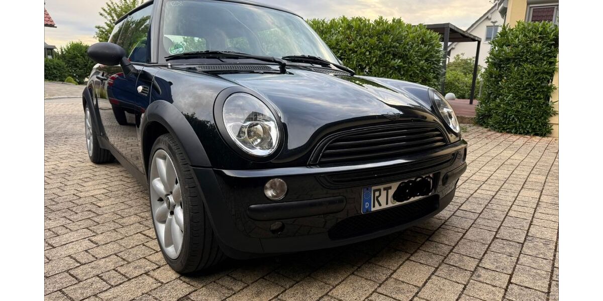 Mini ONE 246.234 km 1.700 &euro; Bad Urach 72574
