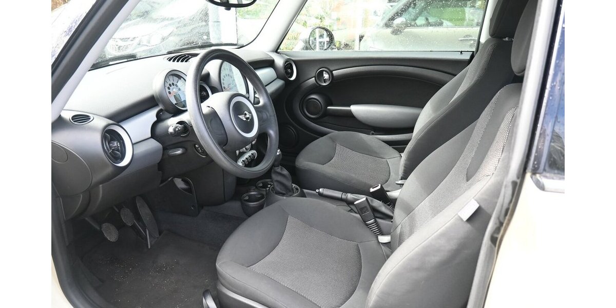 Mini ONE Klima PDC 17erAlus HUneu 4-Zylinder 63.000 km 5.950 &euro; Seevetal - Hittfeld 21218