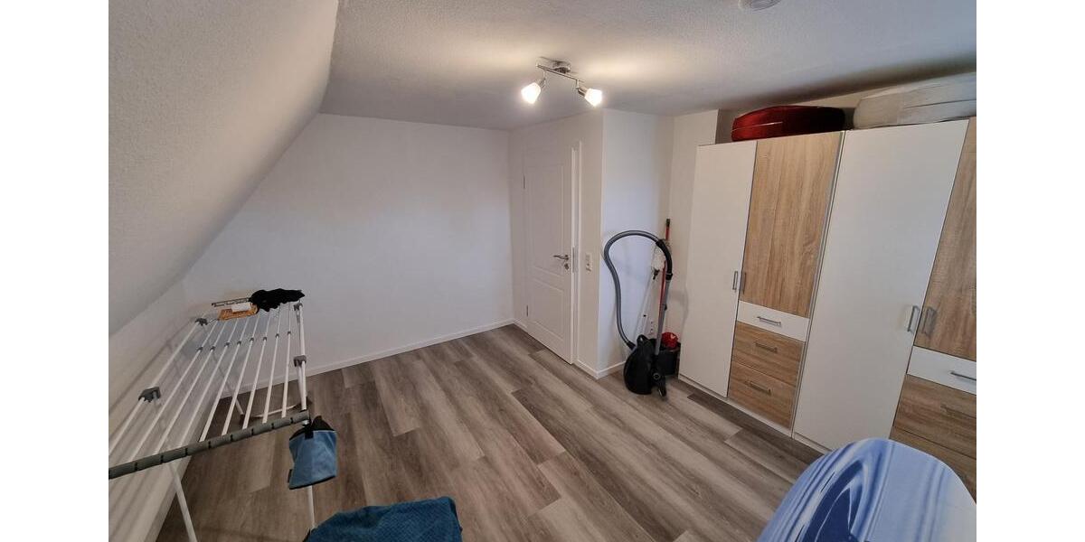 Einfamilienhaus Gronau (Leine) - 7 Zimmer, 145 m&sup2;, 379.000&euro; | Angebot:26638324