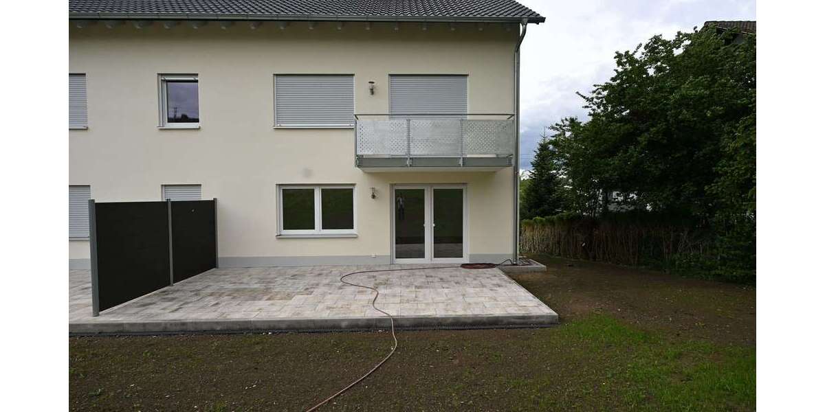 Etagenwohnung Emersacker - 2 Zimmer, 83 m&sup2;, 960&euro; | Angebot:26082575