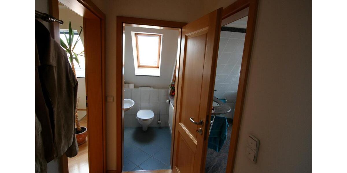 Dachgeschoßwohnung München Schwanthalerhöhe - 2.5 Zimmer, 85 m&sup2;, 680.000&euro; | Angebot:26321349