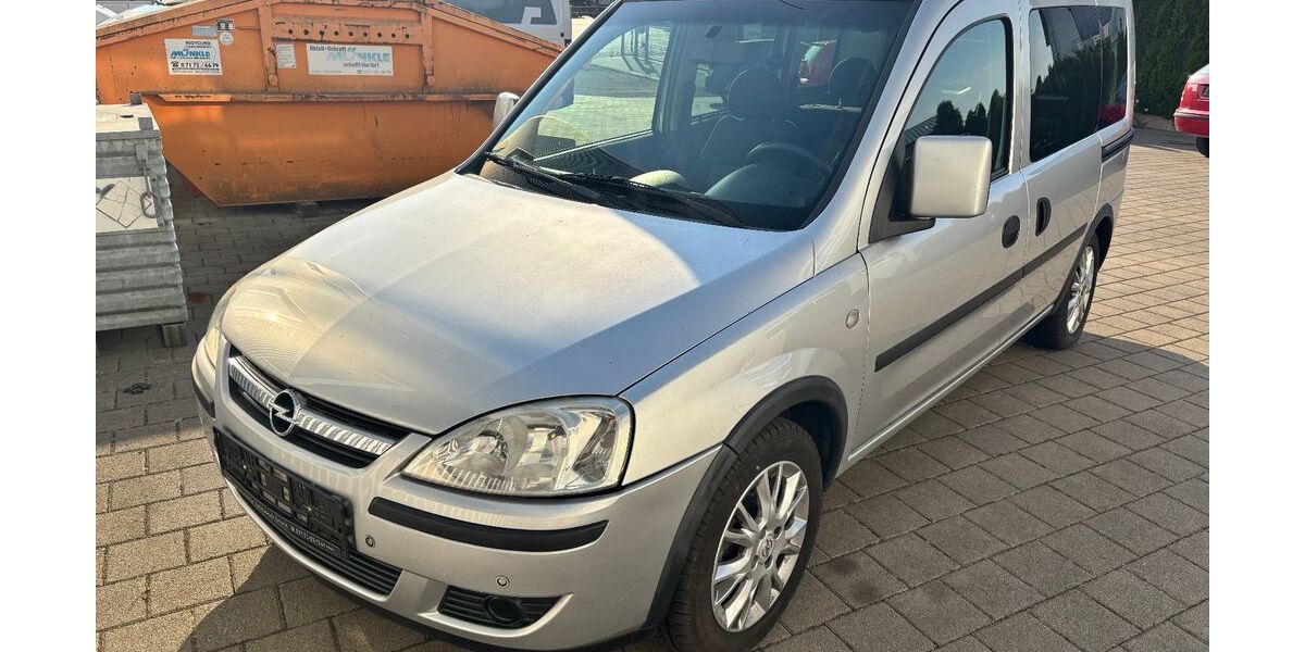 Opel Combo 145.000 km 2.990 &euro; Schwäbisch Gmünd 73529