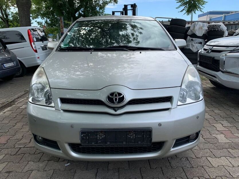 Corolla Verso