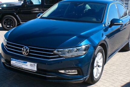 VW Passat 137.652 km 15.351 &euro; Hannover 30179