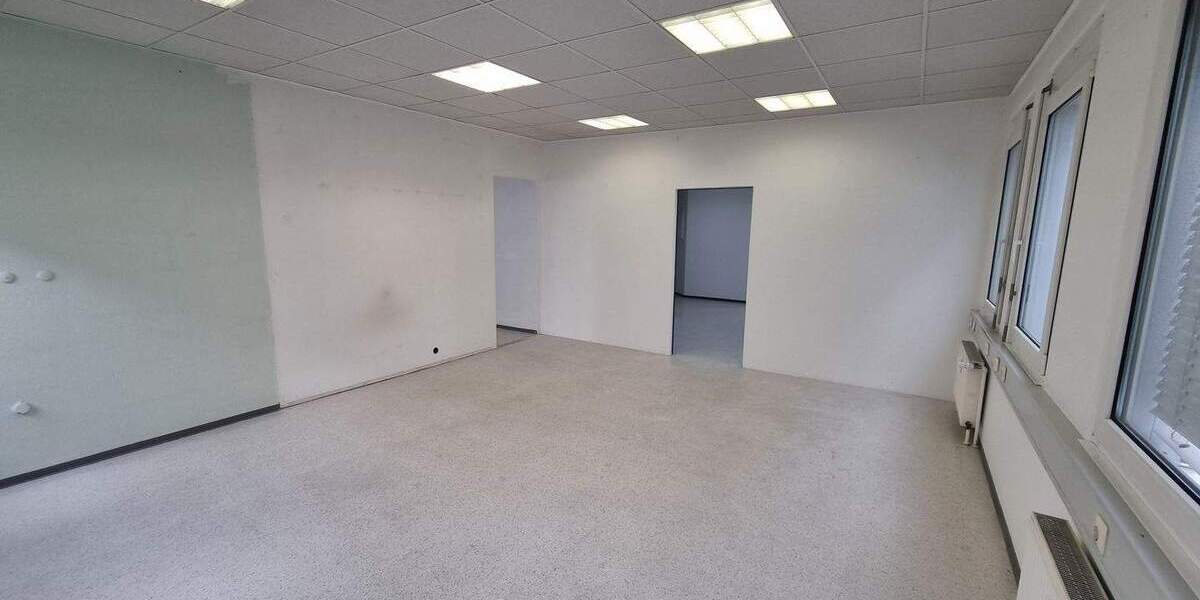 Gewerbeobjekt Karlsbad Langensteinbach - 4 Zimmer, 900&euro; | Angebot:25703395