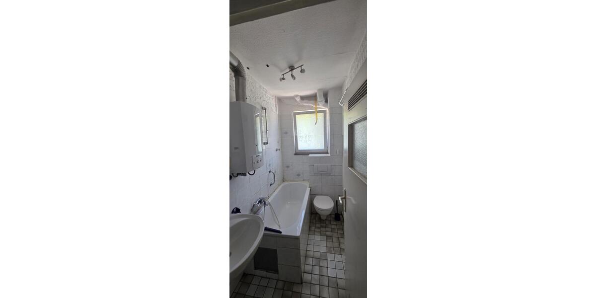 Etagenwohnung Harthausen - 3 Zimmer, 75 m&sup2;, 1.000&euro; | Angebot:26662828