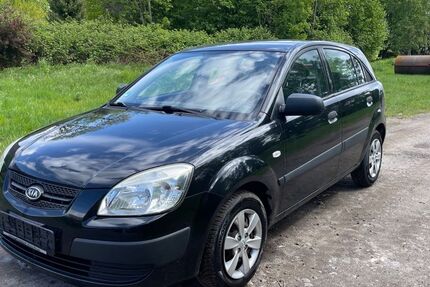 Kia Rio 200.817 km 1.599 &euro; Elsfleth 26931