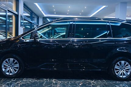 VW Sharan 128.126 km 13.599 &euro; Denkingen 78588