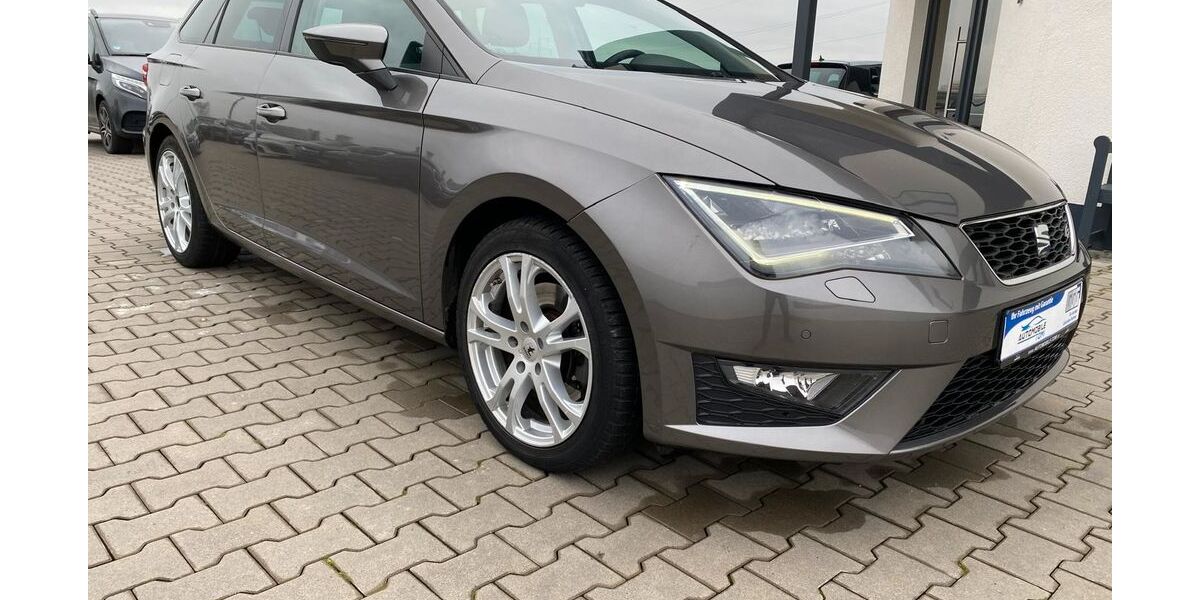 Seat Leon 85.243 km 14.300 &euro; Bergtheim 97241