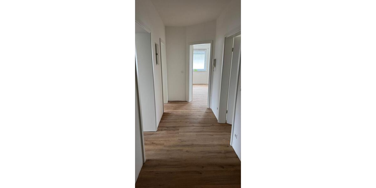 Erstbezug nach Komplettrenovierung – Moderne 3-Zimmer-Wohnung in ruhiger Lage 3 zimmer