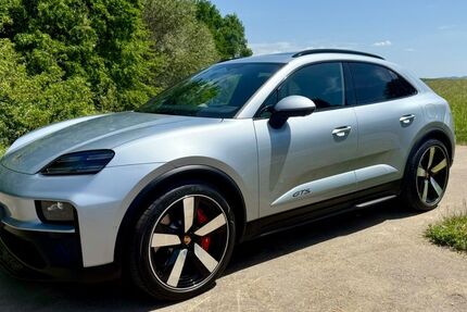 Porsche Macan 4.800 km 108.900 &euro; Aichtal 72631