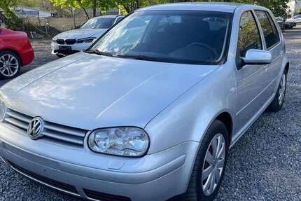 VW Golf 170.000 km 2.480 &euro; Berlin 12109