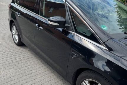 Ford S-Max 174.000 km 13.500 &euro; Schönefeld 12529