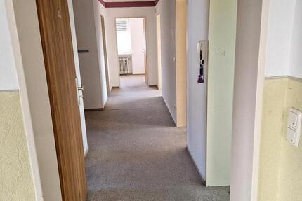 Wohnung Kemnath - 4 Zimmer, 90 m&sup2;, 700&euro; | Angebot:25158100