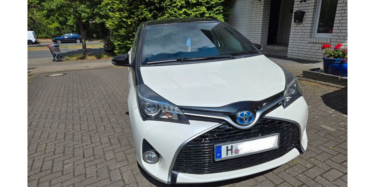 Toyota Yaris 61.000 km 12.950 &euro; Laatzen 30880