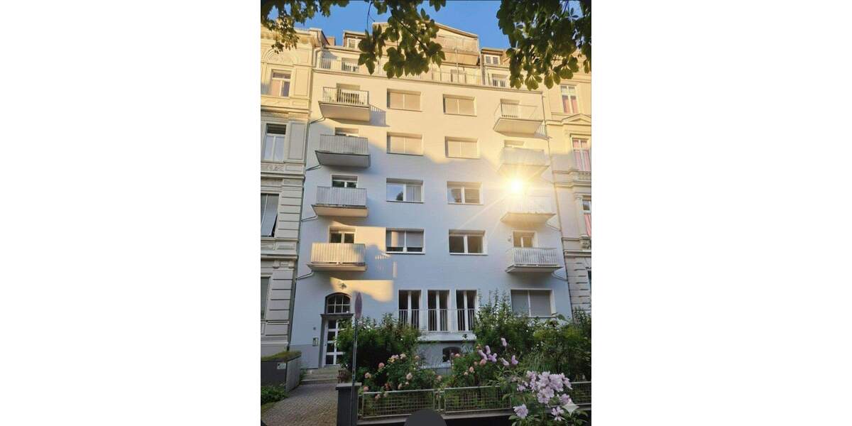Etagenwohnung Wiesbaden Südost - 2 Zimmer, 91 m&sup2;, 1.390&euro; | Angebot:25760466