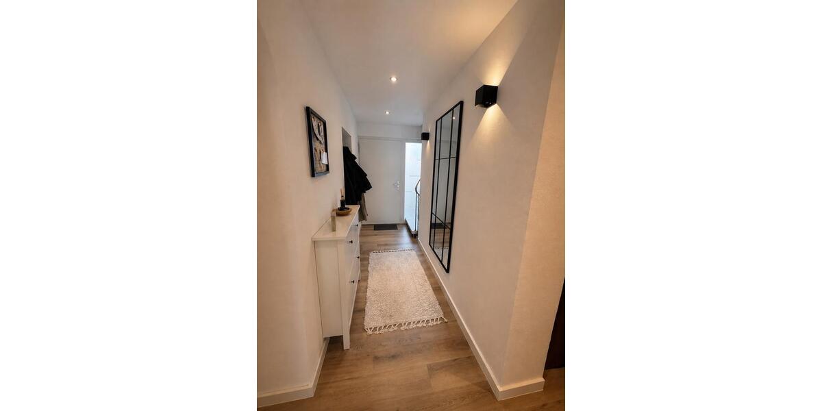 Einfamilienhaus Breuna - 6 Zimmer, 206 m&sup2;, 295.000&euro; | Angebot:26856081