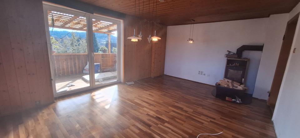 Erdgeschoßwohnung Weitramsdorf - 3 Zimmer, 72 m&sup2;, 109.000&euro; | Angebot:26681173