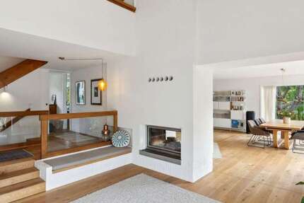 Haus zum Kaufen in Heikendorf 1.995.000 € 242.69 m² 7 zimmer