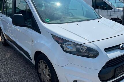 Ford Tourneo Connect 248.000 km 6.499 &euro; Berlin 13127