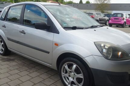 Ford Fiesta 165.000 km 2.490 € Horb-Mühringen 72160
