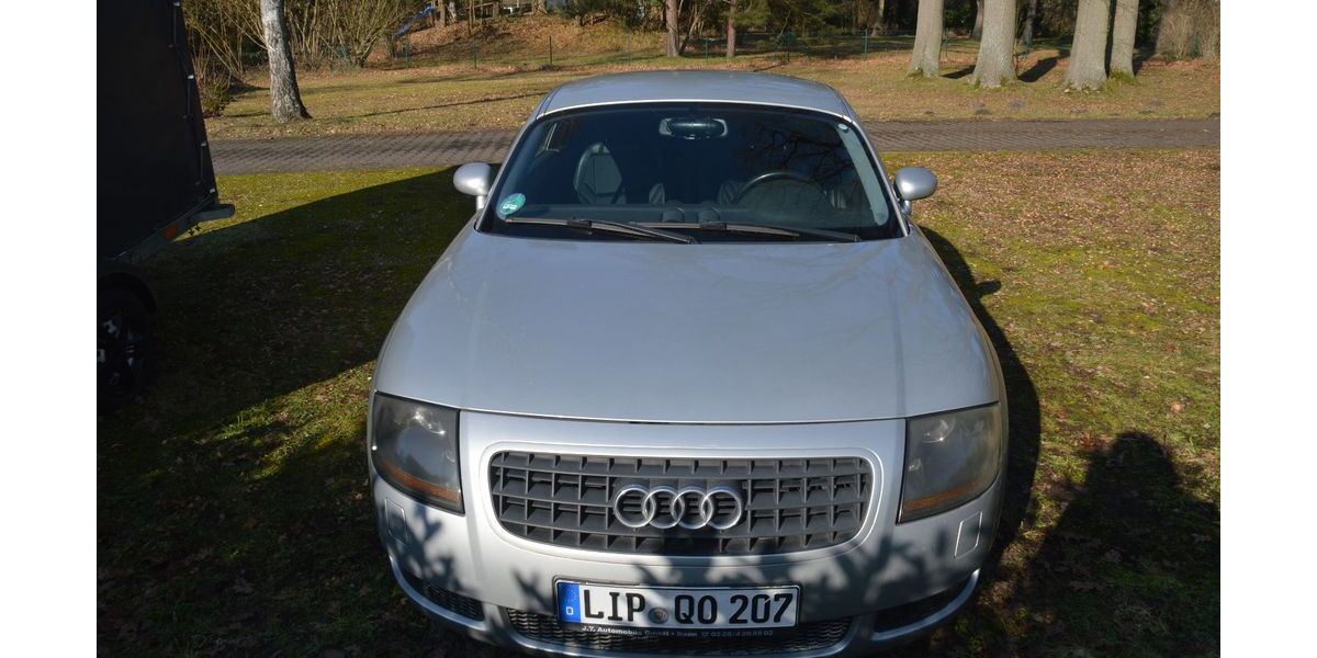 Audi TT 335.400 km 2.200 &euro; Barntrup 32683