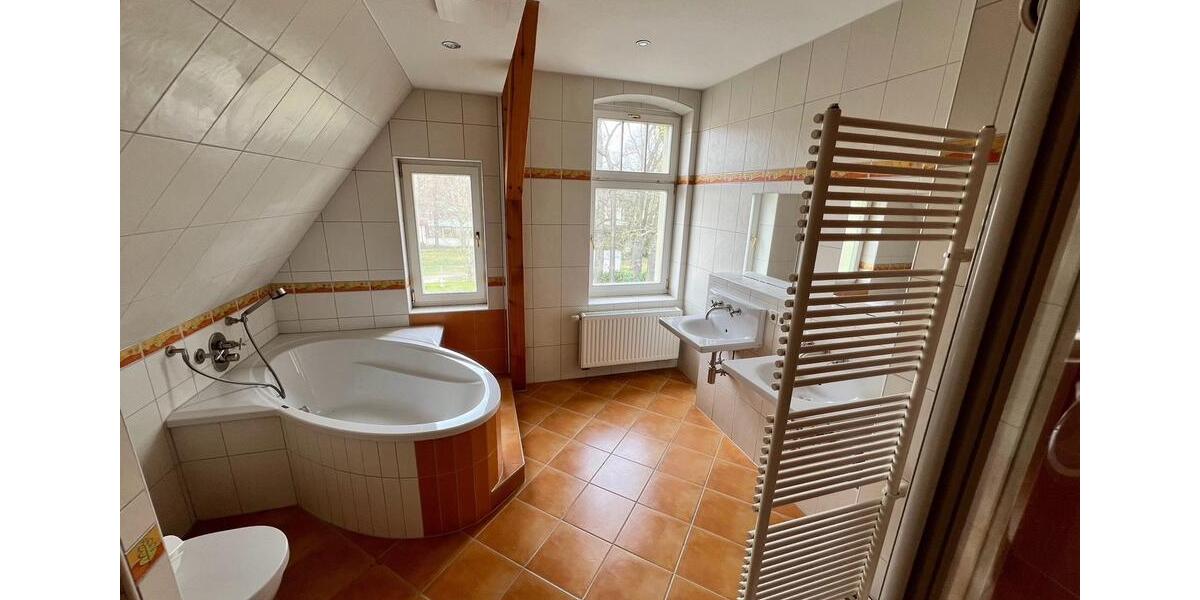 Wohnung in Niesky zu vermieten (Altbau) 3.5 zimmer