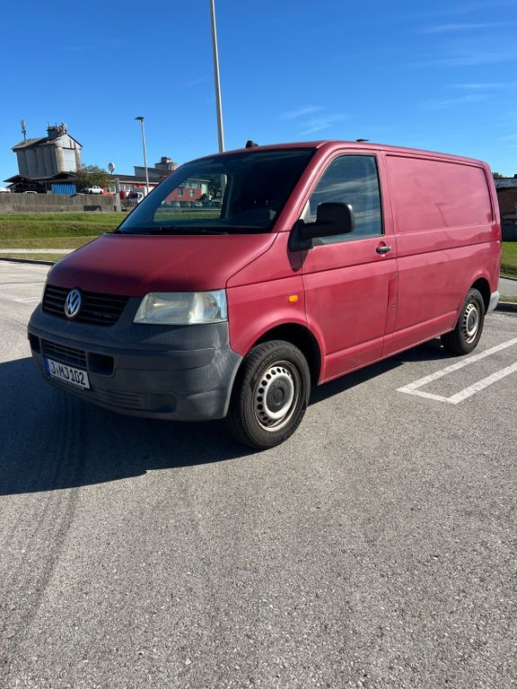 VW T5 Transporter 249.050 km 4.900 € Passau 94036