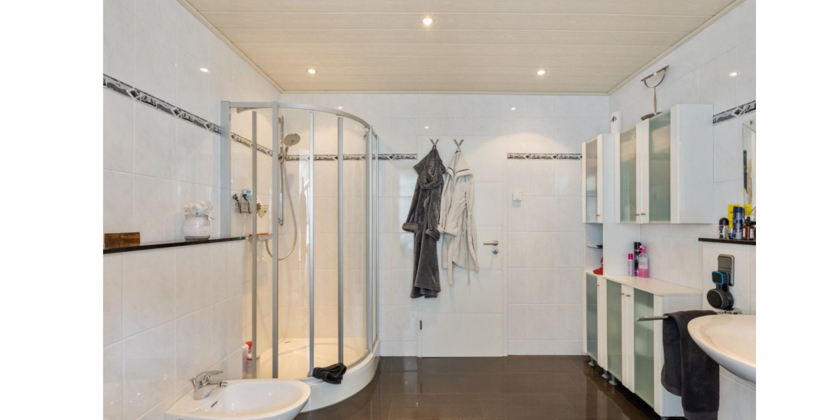 Einfamilienhaus Hückeswagen - 5 Zimmer, 143 m&sup2;, 515.000&euro; | Angebot:24604508