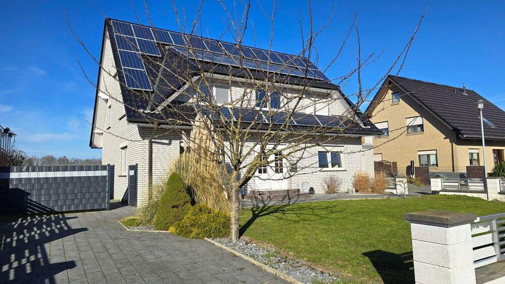 Einfamilienhaus Bad Essen Wimmer - 8 Zimmer, 216 m&sup2;, 379.000&euro; | Angebot:25409908